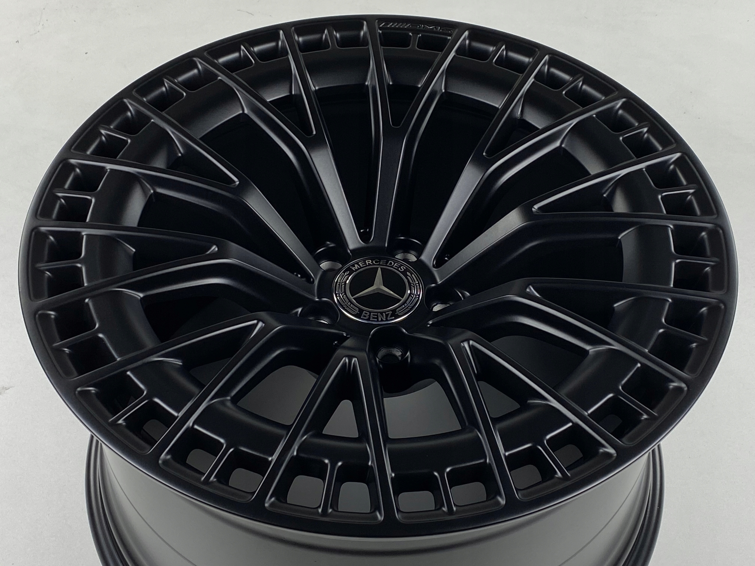 Originale felger Mercedes CLE 53 AMG W236 20" svart matt (9,5J ET19 / 11J ET24) A0009050030